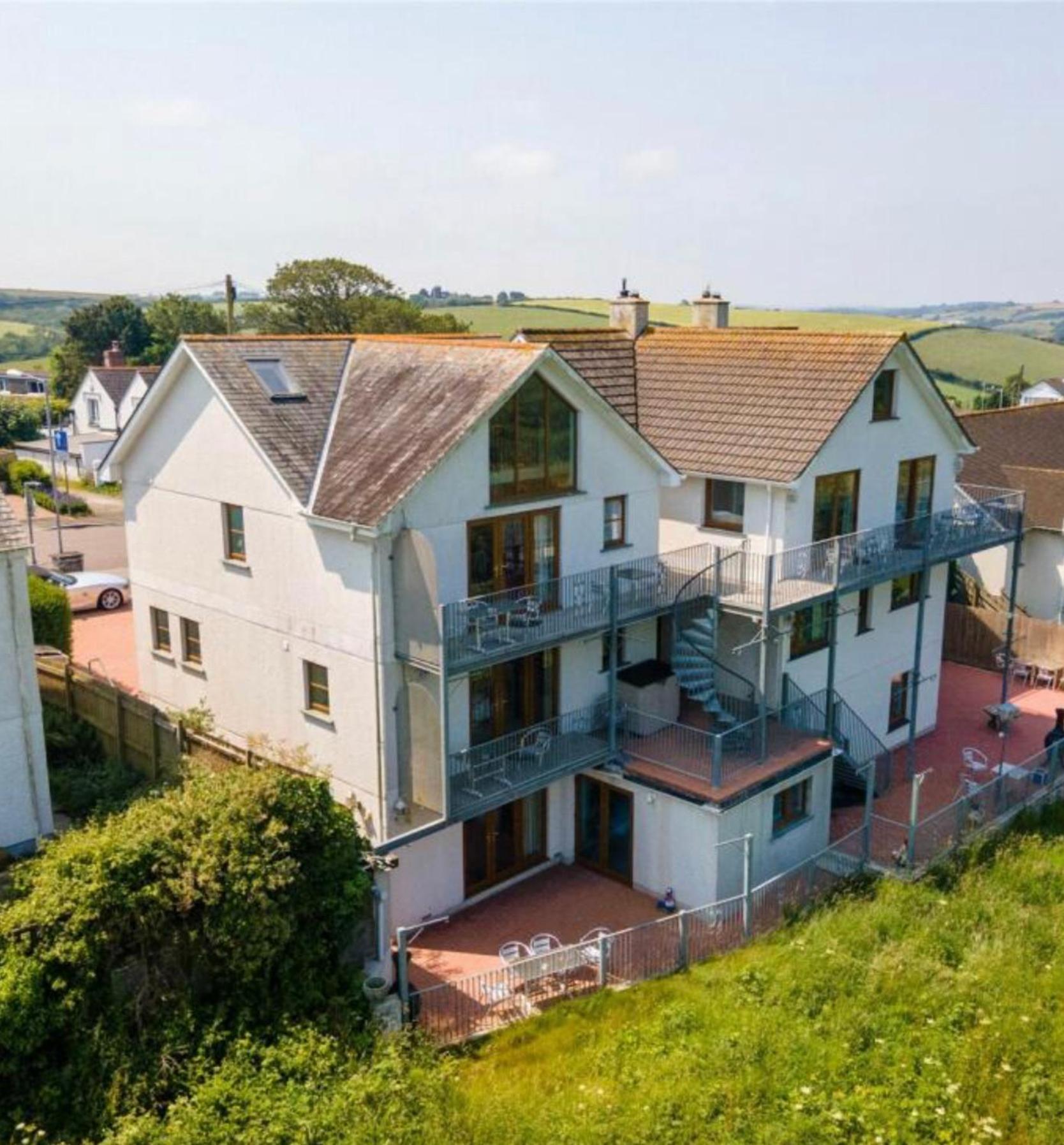 Orchard Manor Hotel Probus Ngoại thất bức ảnh