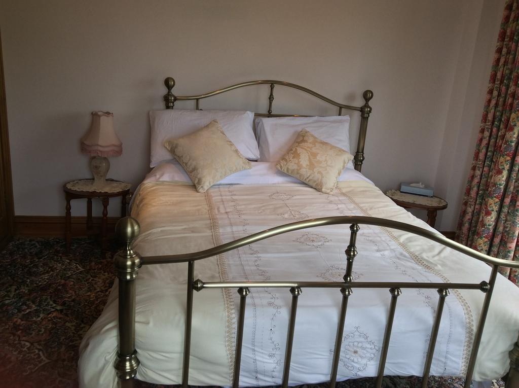 Orchard Manor Hotel Probus Ngoại thất bức ảnh
